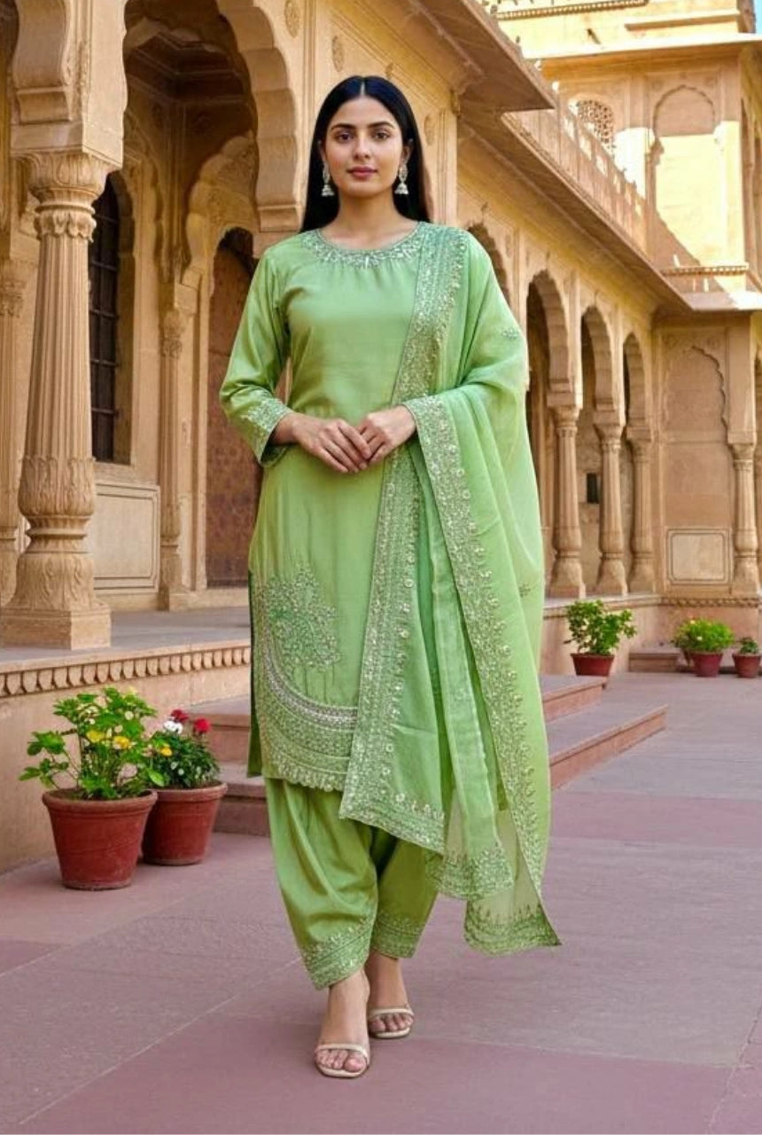 Nooraya Crepe Farshi Set