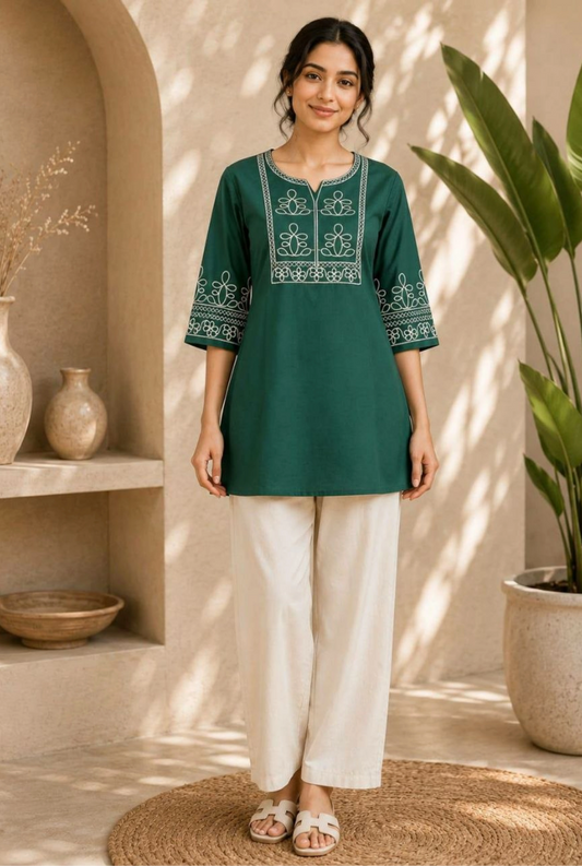 Aarohi Grace Kurti Set