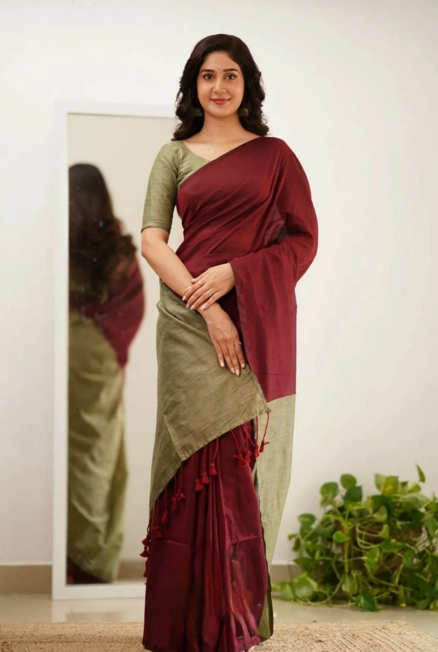 Vihana Contrast Border Mal Cotton Saree