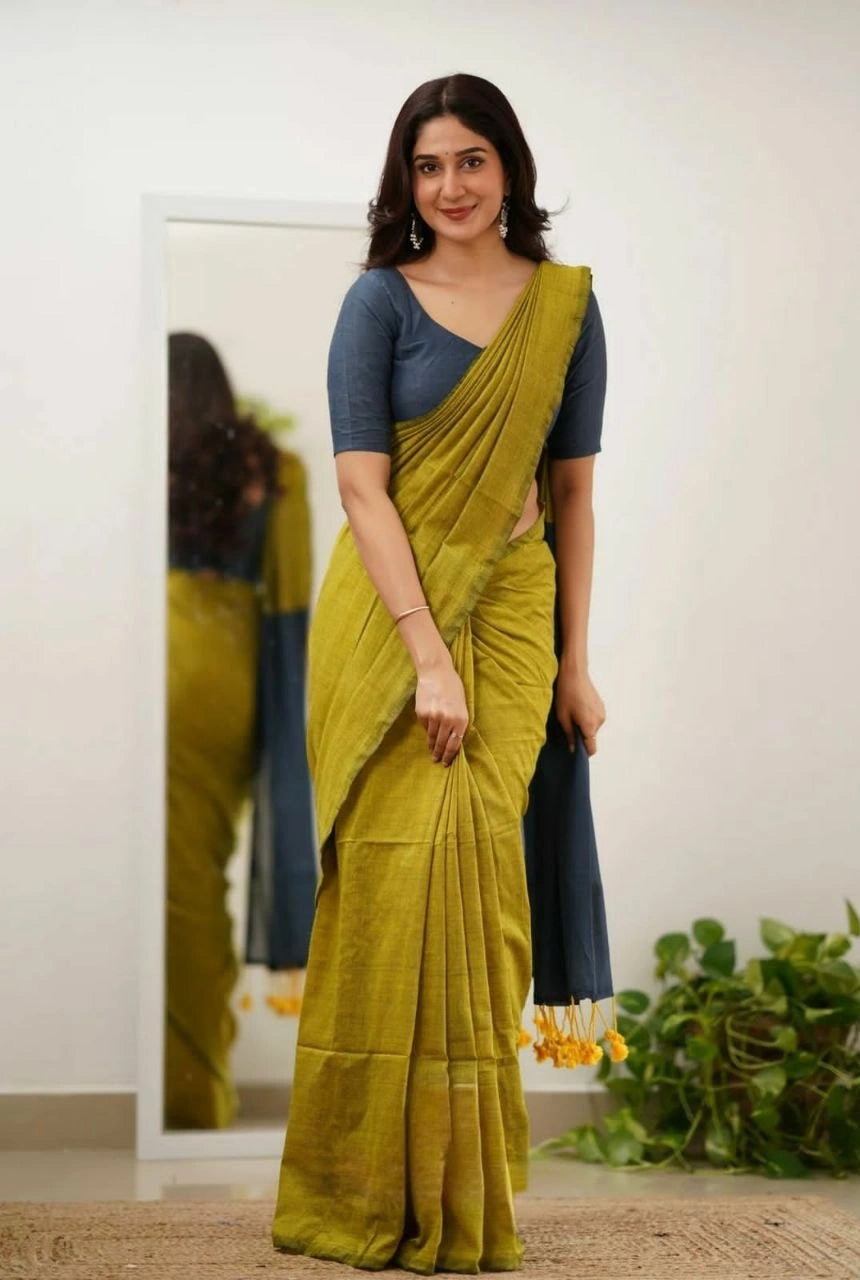 Vihana Contrast Border Mal Cotton Saree