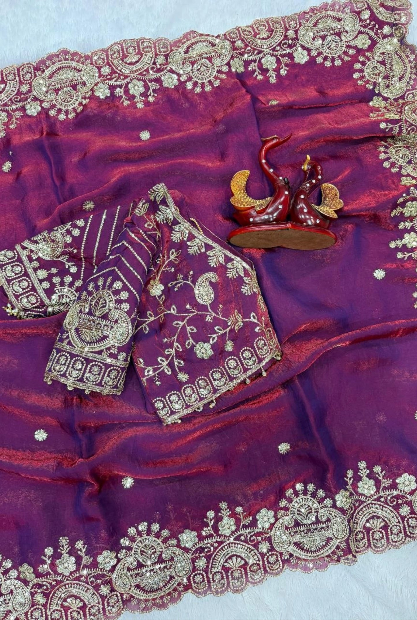 Saanvi Two-Tone Space Silk Saree