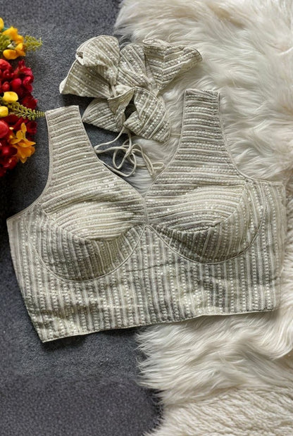 Raat Rani Deep Neck Blouse