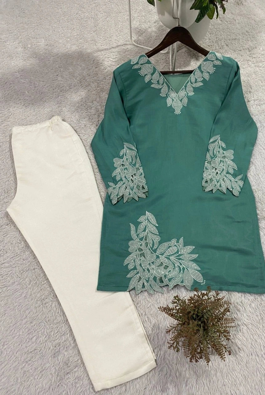 Saanvi Cotton Kurta Set