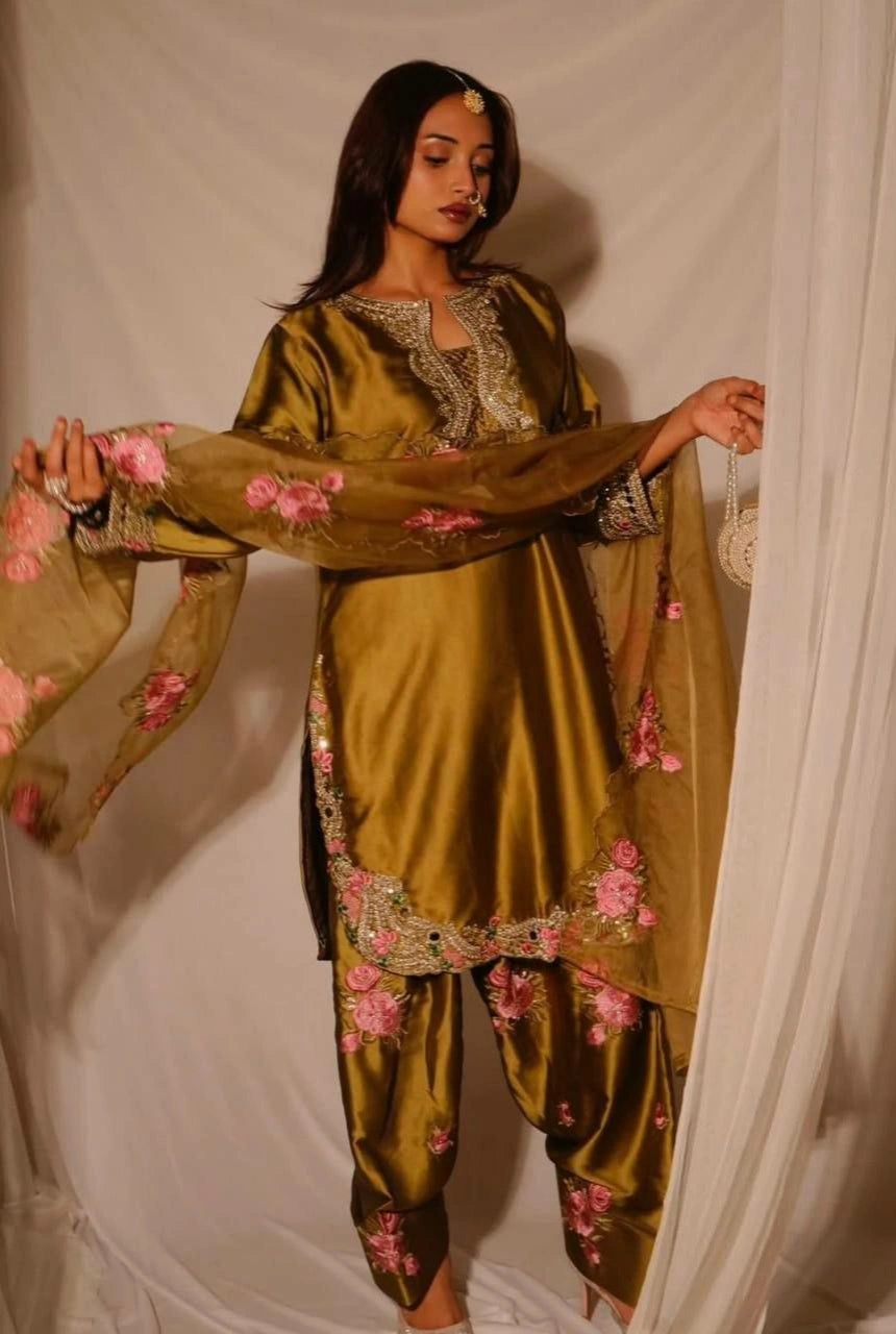 Meher Satin Farshi Set