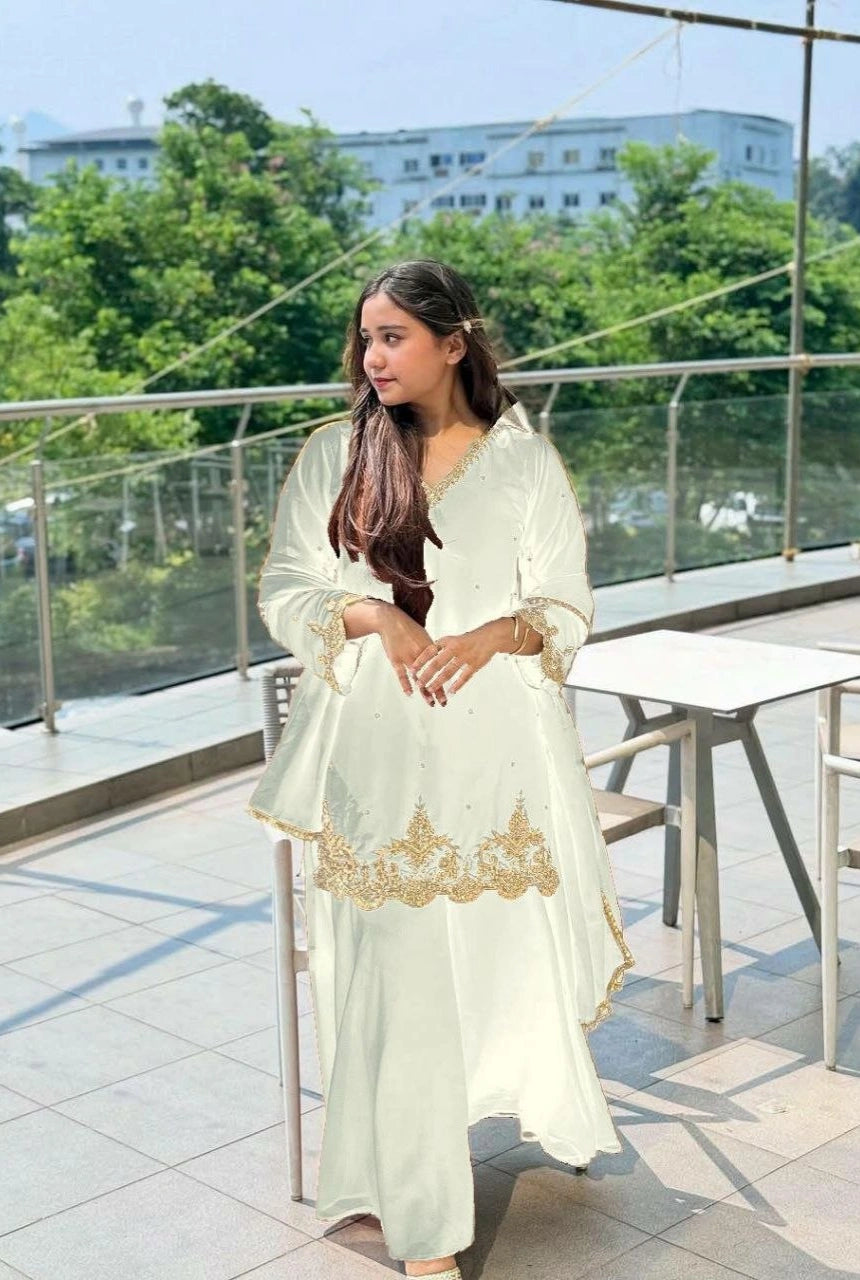 Zareen Embroidered Palazzo Set
