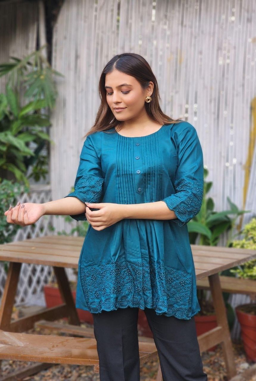 Maira Everyday Slim Fit Short Kurti